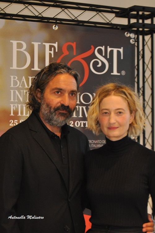 Il regista Saverio Costanzo e l'attrice Alba Rohrwacher