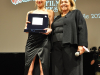 L'attrice Lina Siciliano premiata da Anna Melato